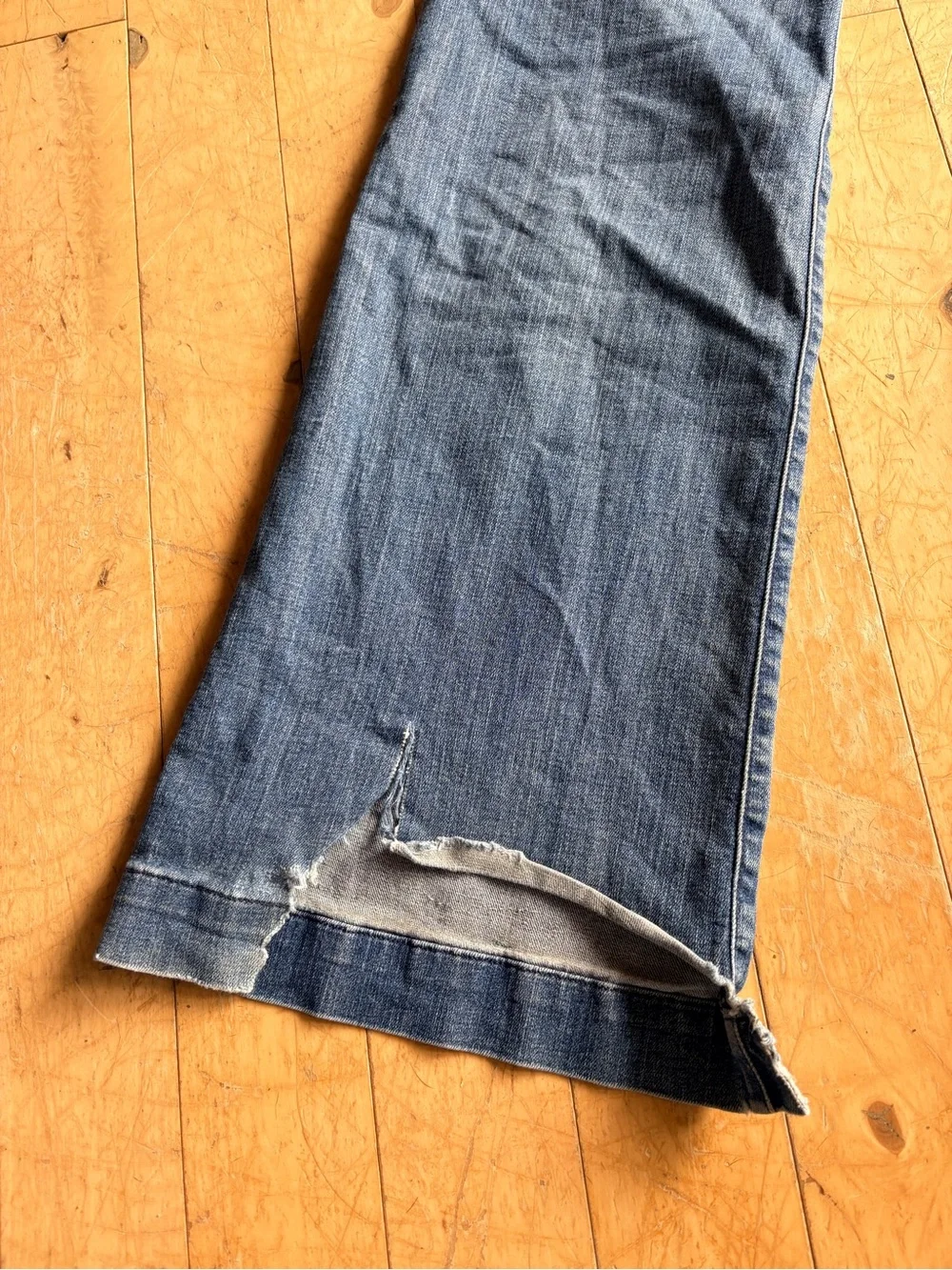 7 For All Mankind Dojo Women's size 28